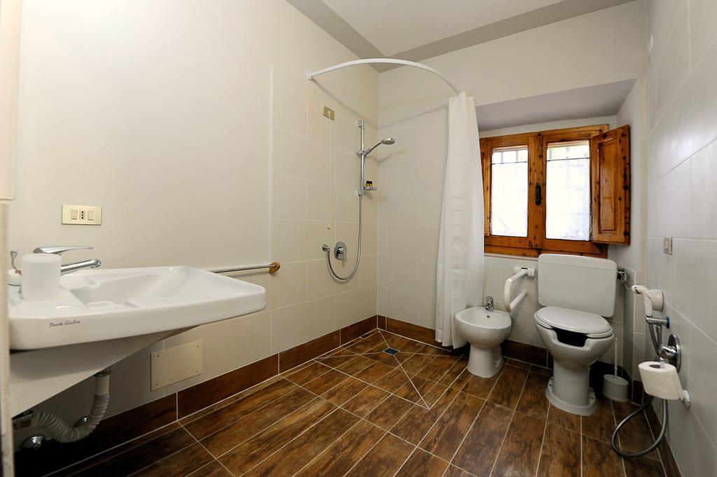 Mancino Bed & Breakfast Poggibonsi Room photo