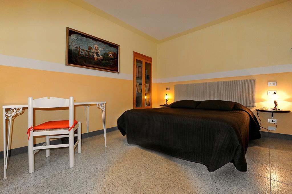 Mancino Bed & Breakfast Poggibonsi Room photo